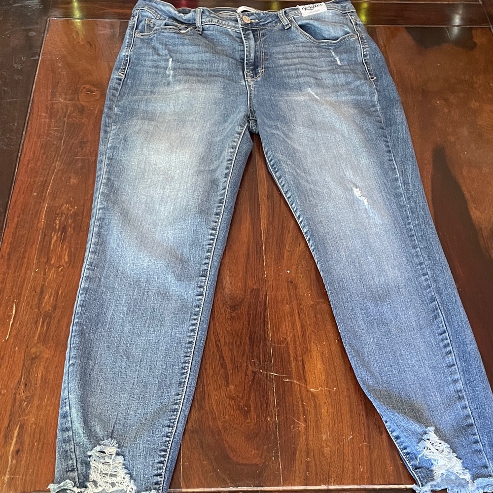 Kensie High Roller High Rise Distressed Light Blue Cropped Jeans